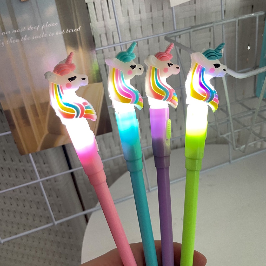

PULPEN KARAKTER UNICORN LED PENA GLOW PEN GEL TINTA MURAH UNIK LUCU READY STOCK