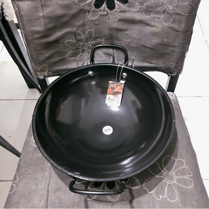 Jeju wajan tidak mudah gores kuali enamel kuali hitam cypruz