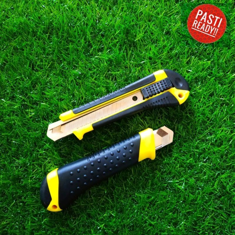 Cutter / Cuter Besar A-3 Free Refil Pisau 2pcs