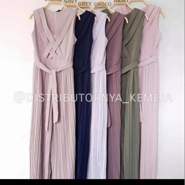 Jumpsuit plisket