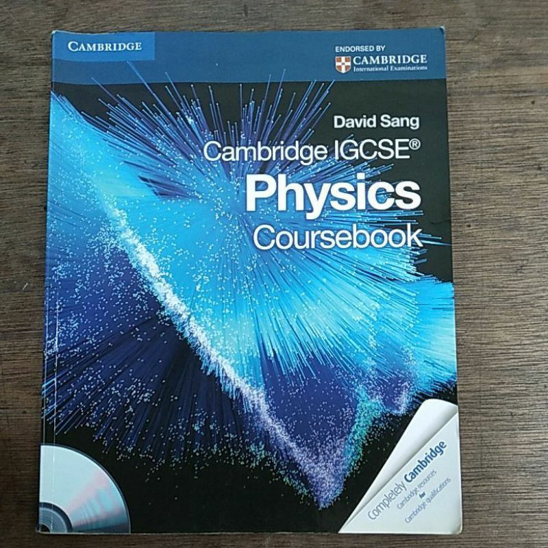 CAMBRIDGE IGCSE PHYSICS COURSEBOOK