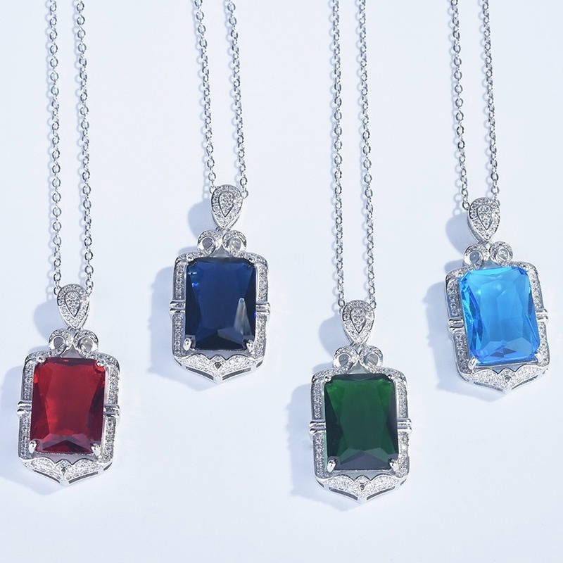 [Ready Stock]Fashion Luxury 18K Gold Plating Colorful Gemstone Pendant Necklace