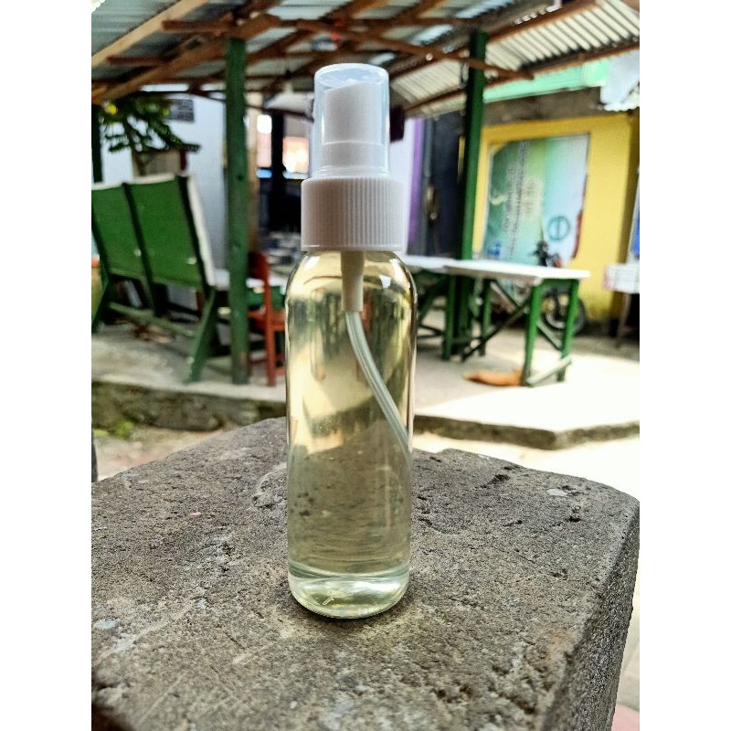 Minyak kayu putih asli Pulau Buru