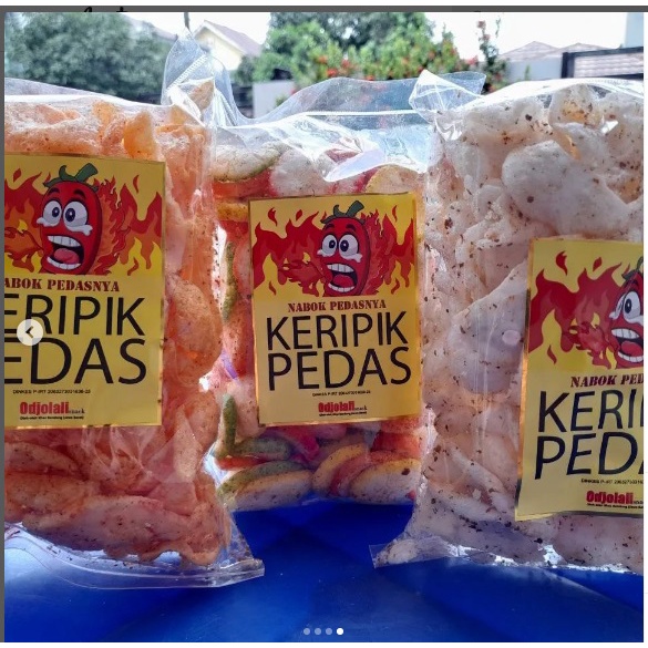 

KERUPUK SEBLAK