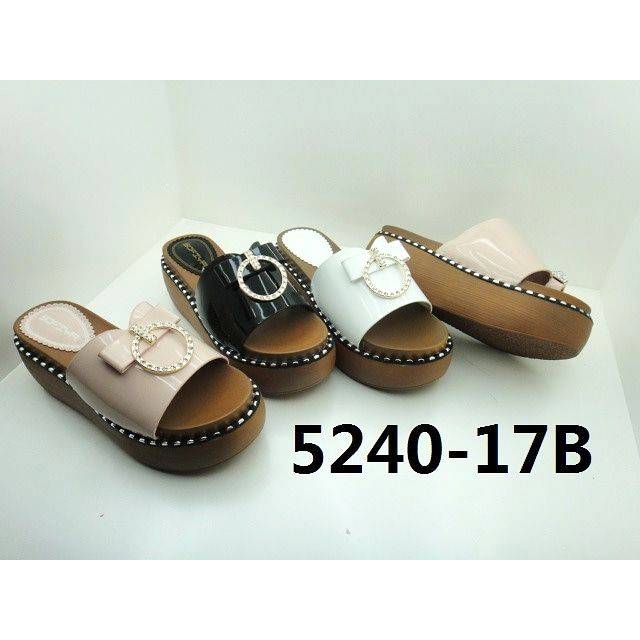 Wedges sofiya pita manis😍