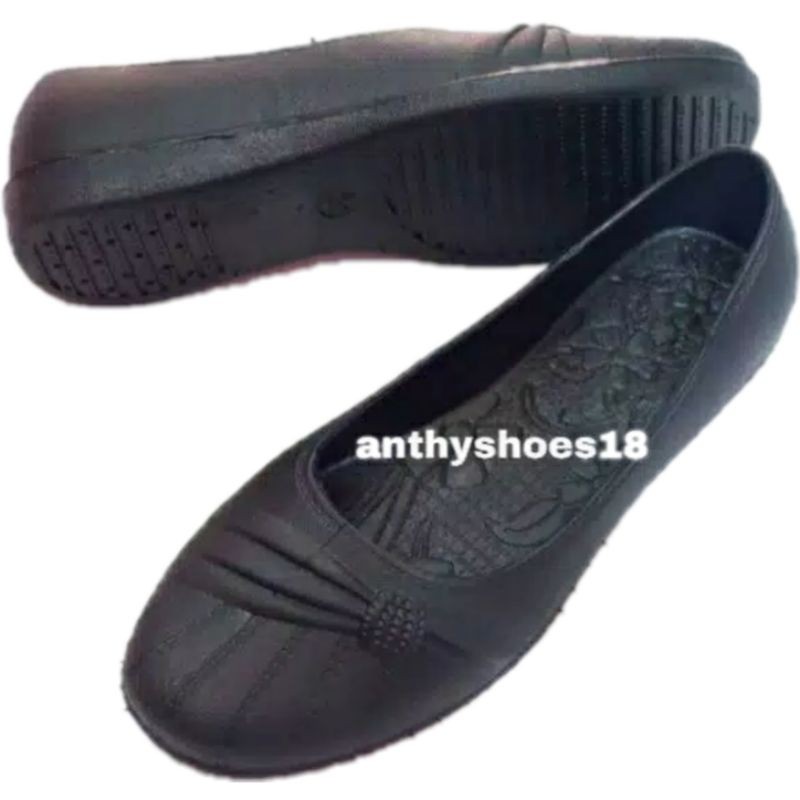 Sepatu Karet Anti Air Warna Hitam untuk Wanita / Sepatu Kerja Karet