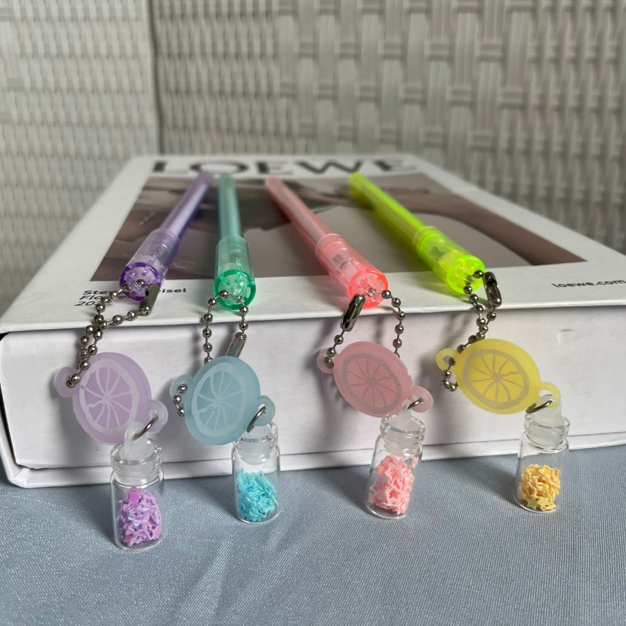 PULPEN GANTUNGAN KARAKTER LUCU KEKINIAN