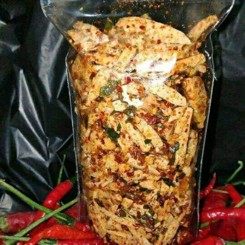 

seblak basreng pedas daun jeruk di jamin renyah kemasan 250gr beli 10 geratis 1