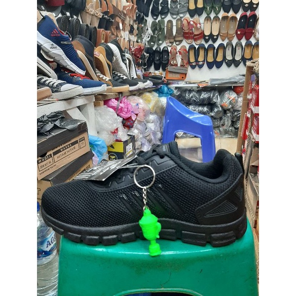 sepatu sekolah pro att