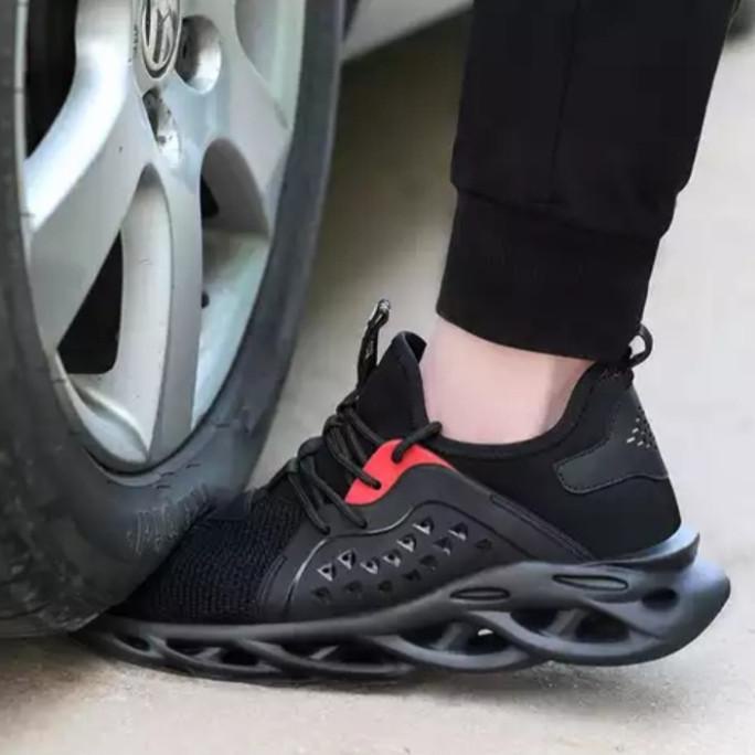 Sepatu Sneakers Safety pria sport sepatu safety casual pria lapangan