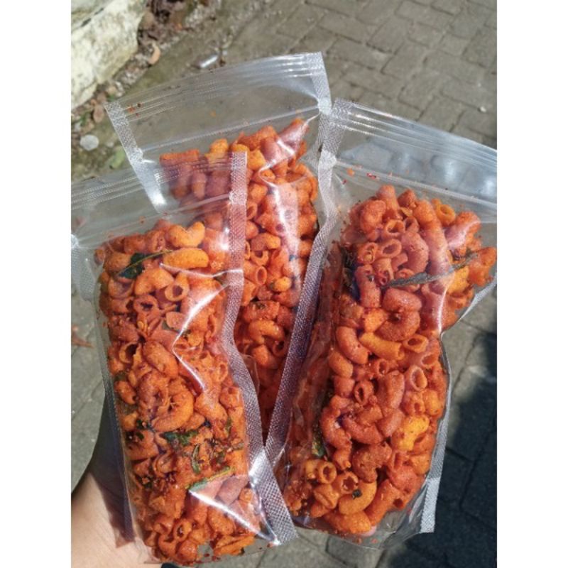 

makaroni pedas daun jeruk