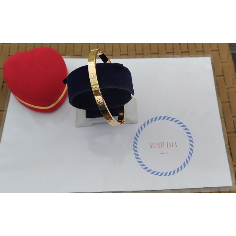 Gelang Cartier Variasi Emas Kadar 375