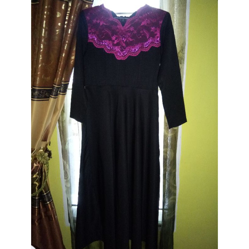 Gamis hitam preloved