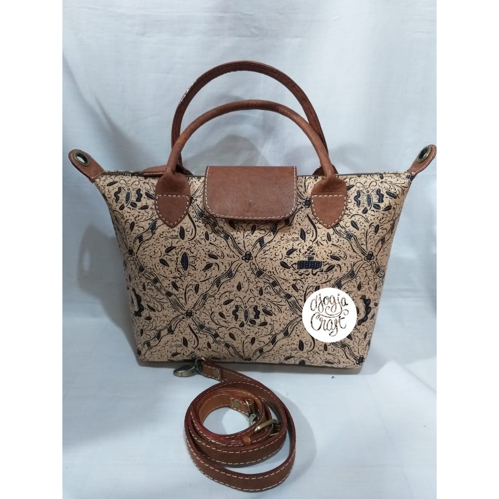 Tas Kulit LC Batik
