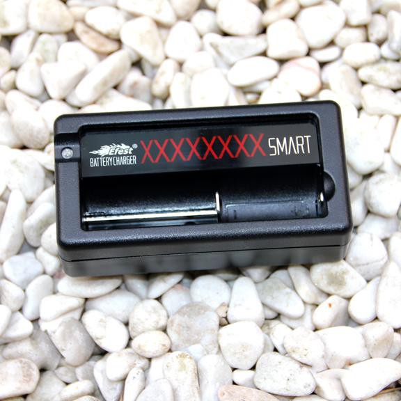 Efest XSmart Universal Single Battery Charger - Black