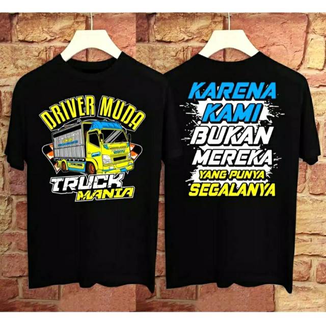 Kaos baju driver muda