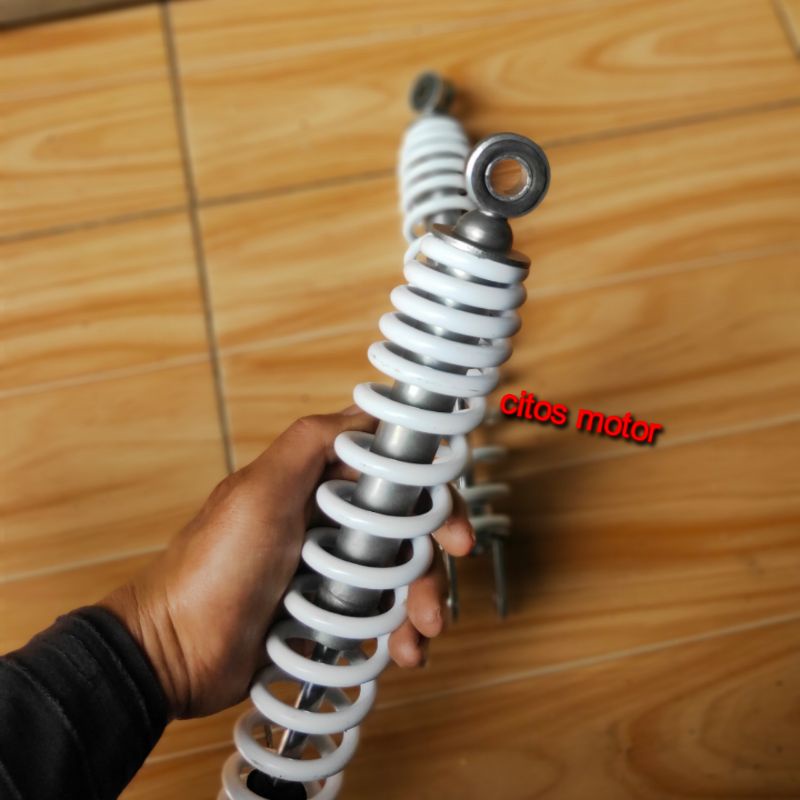 shock breaker belakang Yamaha Mio smile Mio sporty putih bekas copotan original