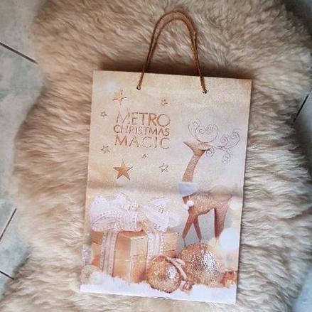 

Paperbag METRO CHRISTMAS MAGIC