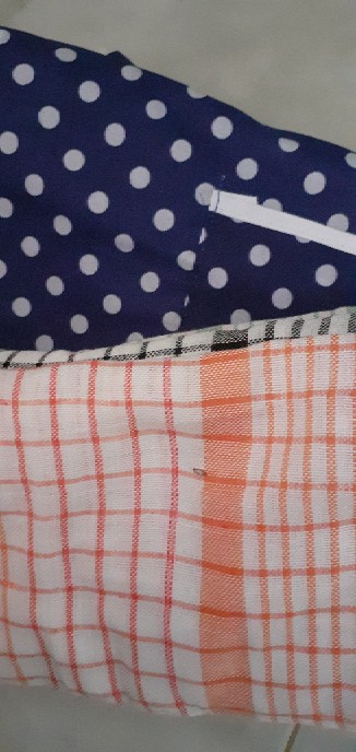 Celemek/apron/polkadot