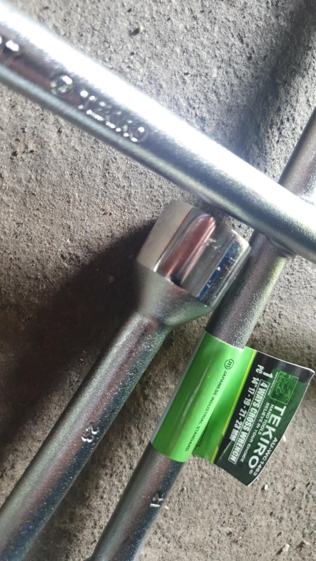 Tekiro 4 Way Cross Wrench 14 Au-wc1463 / Kunci Roda Palang 14