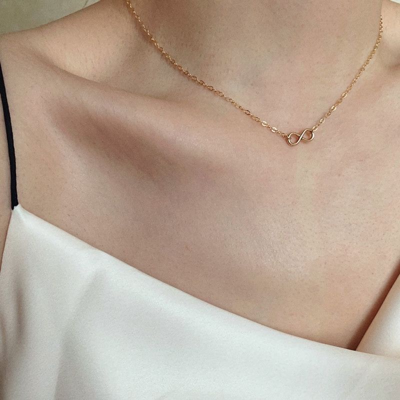 Kalung Rantai Clavicle Desain Twist Kecil Ringan Mewah Serbaguna Untuk Wanita 211016