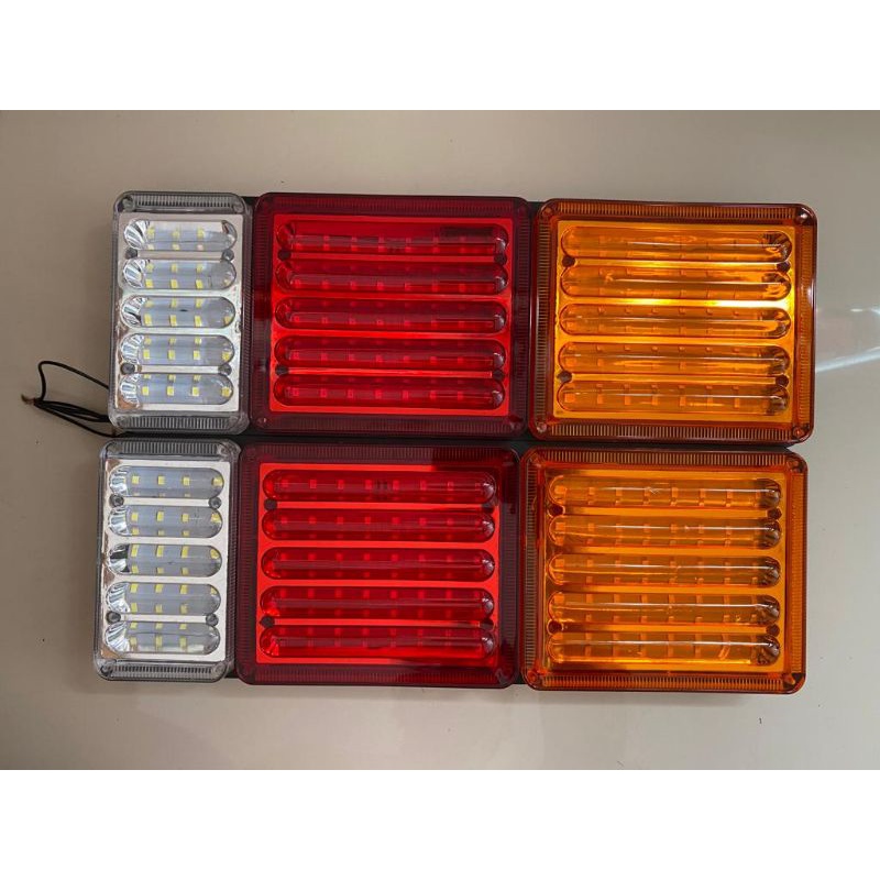 lampu stop lamp truk 24 volt rem nyala kedip model 8D