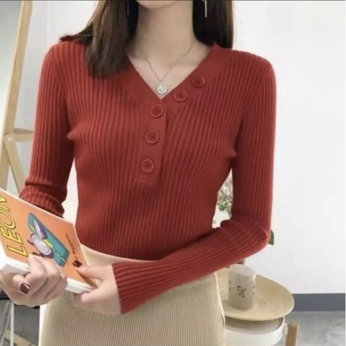 KALILA - DALIS BUTTON / Atasan Wanita Rajut Halus Slim Fit