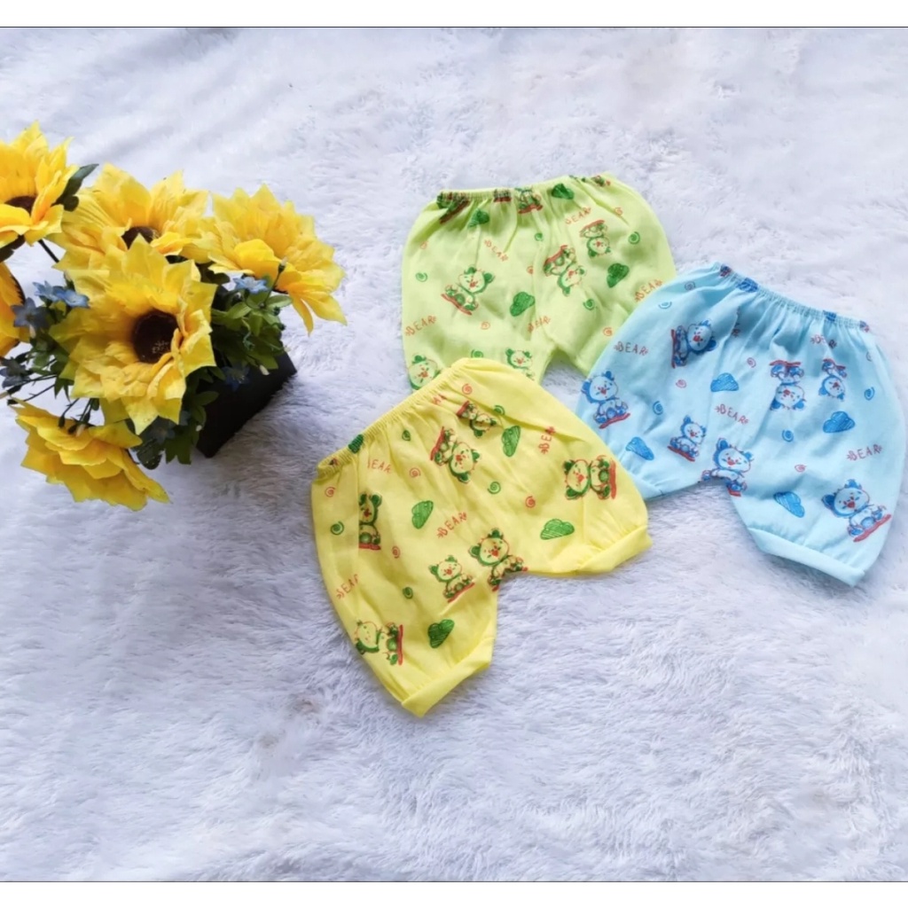 3 pcs Celana bayi pendek WARNA perlengkapan bayi