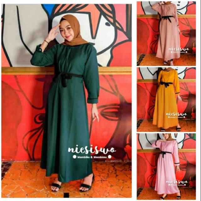 Sandra dress