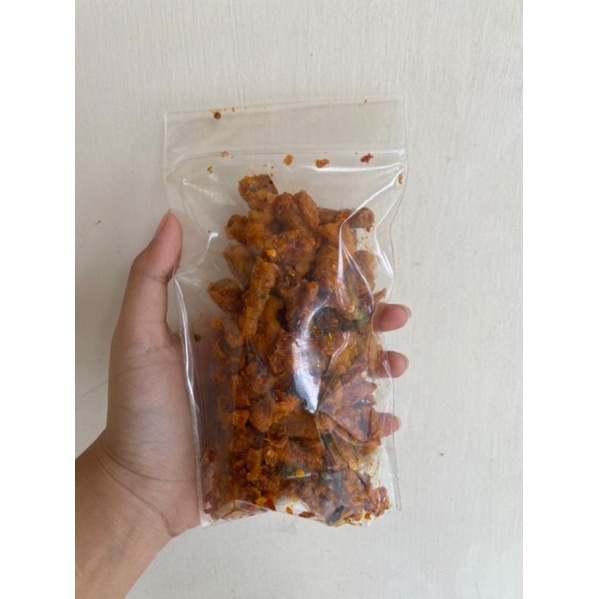 

Camilan Usus Pedas