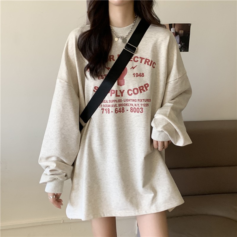 Sweater Cetak Huruf Longgar Musim Gugur Baru Untuk Wanita 2 Warna