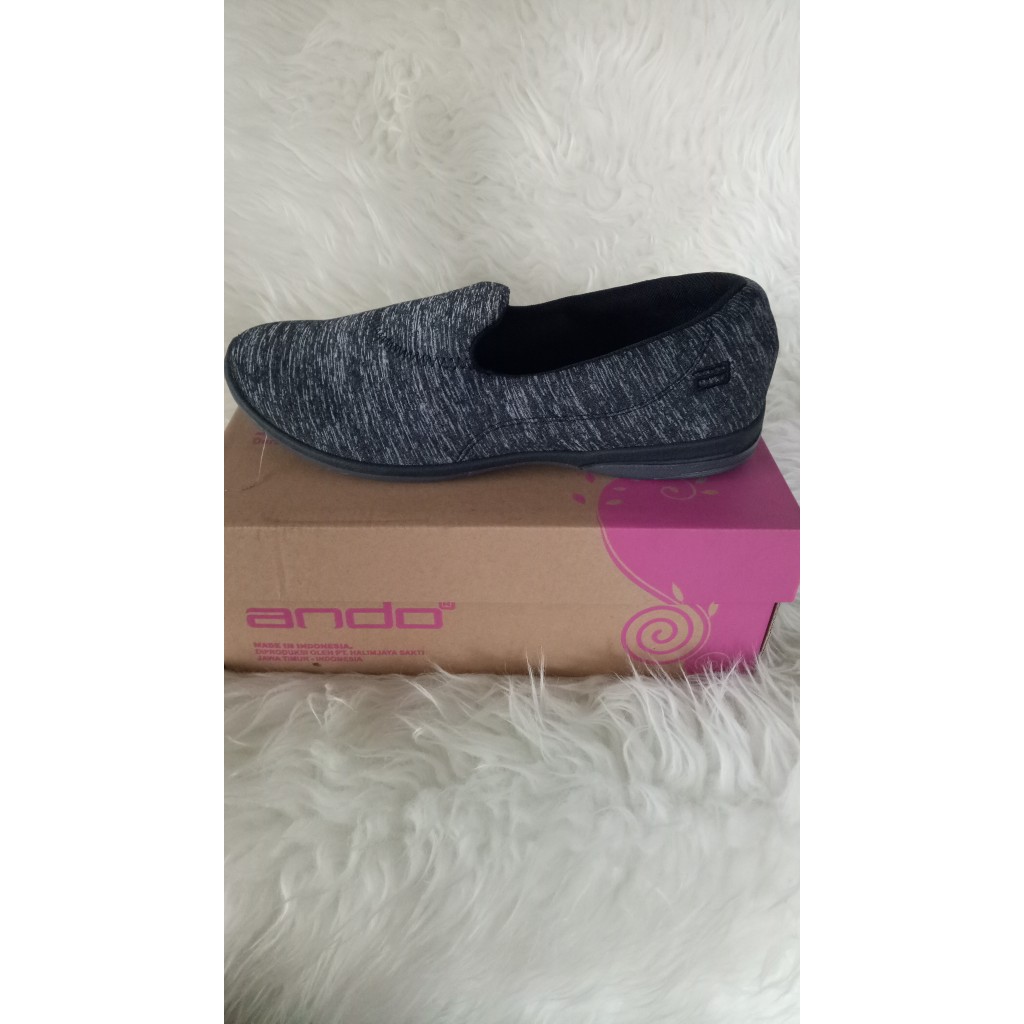 Sepatu slip on wanita original ando