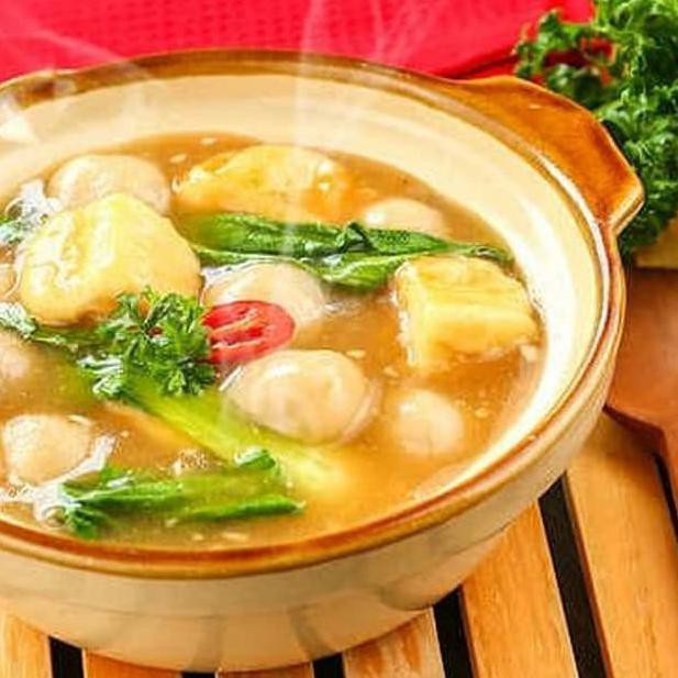 Mangkok Sapo Casserole Dalam Bahan Keramik 8,5 Inch YOSHIKAWA