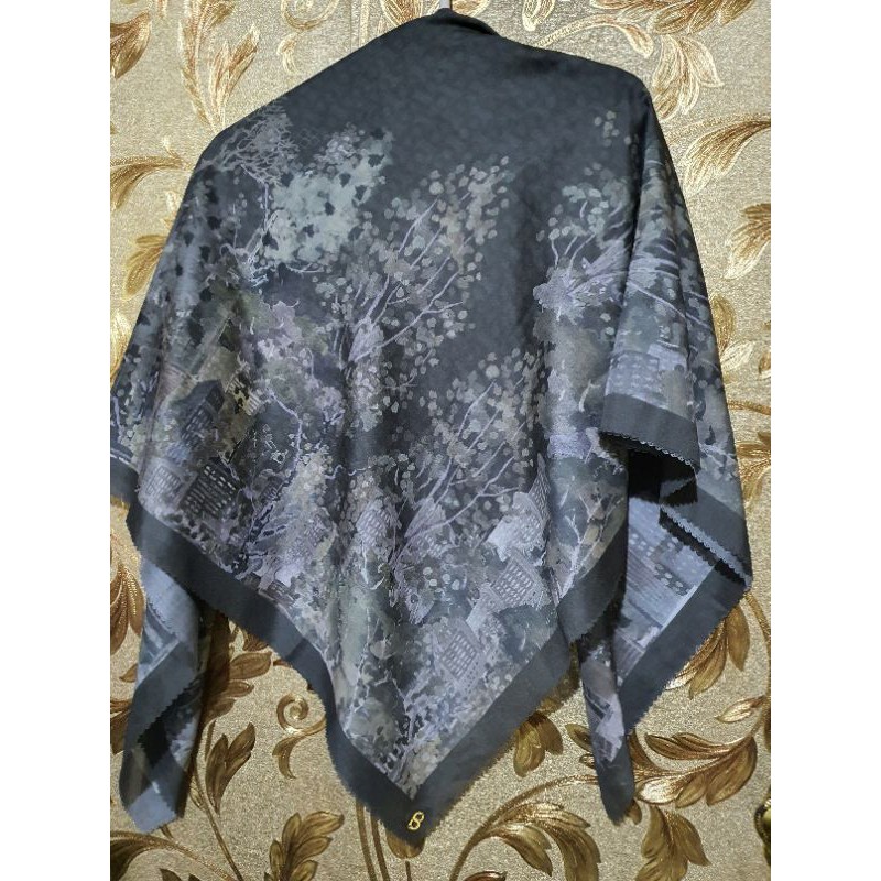 pl brooklyn buttonscarves