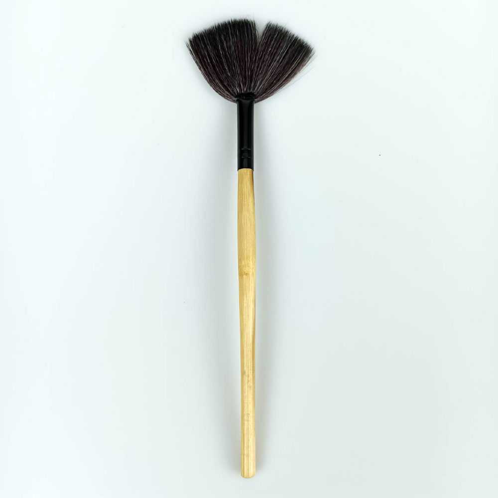 (100% BARANG ORI) Biutte.co Professional Brush Make Up 32 Set dengan Pouch - MAG5170