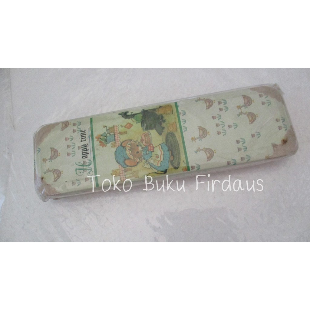 

Tempat Pensil Besi