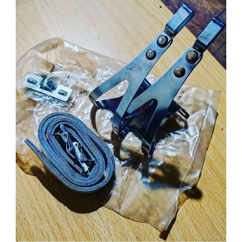 Toeclip besi crome strap leather