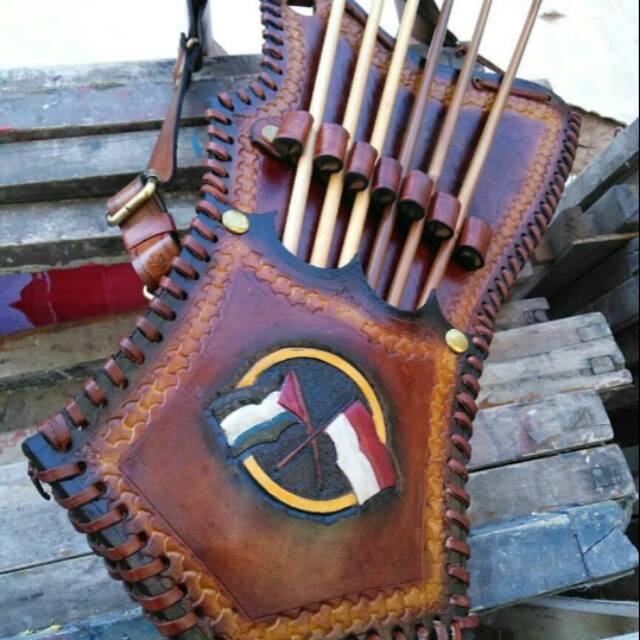 Quiver kulit sapi
