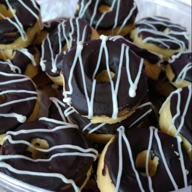 

Kue kering donat mini 500gram