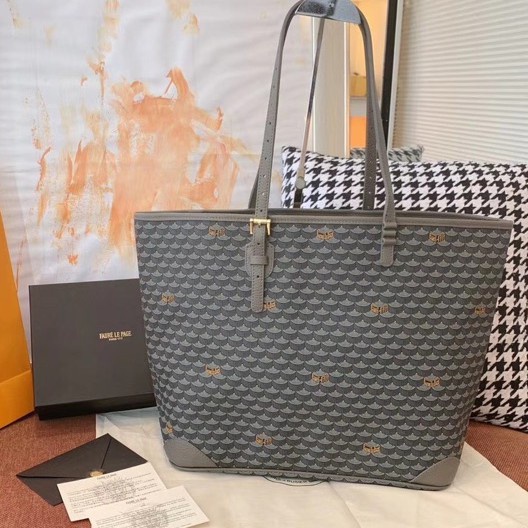 Faure Le Page Daily Battle 27, Luxury, Bags & Wallets on Carousell