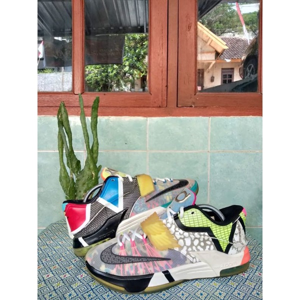 Jual sepatu Basket merk Nike KD 7 size 43 insole 27.5 cm