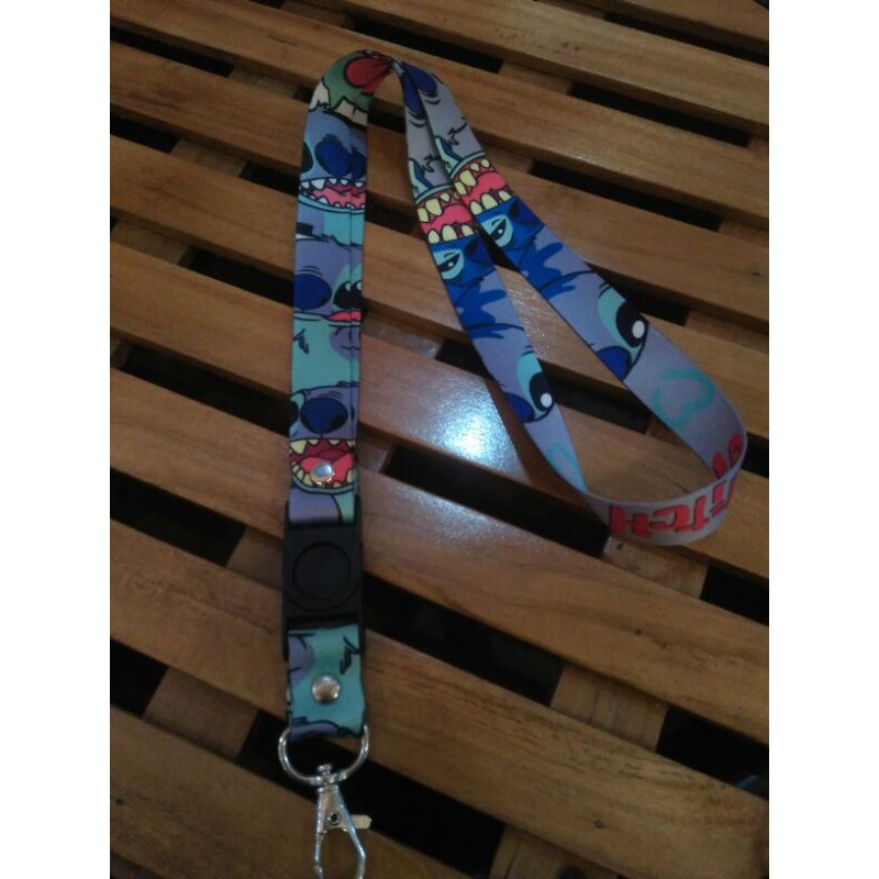 

lanyard motif stitch gratis karet