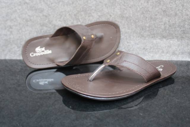 Sendal Pria Slide Kickers Urban Bahan Kulit Santai Nyaman Jalan NgemalL HangOut Kekinian Semi Formal