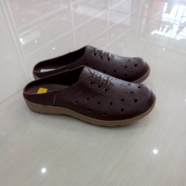 Lolinda / Sepatu Wanita / Sepatu Kulit