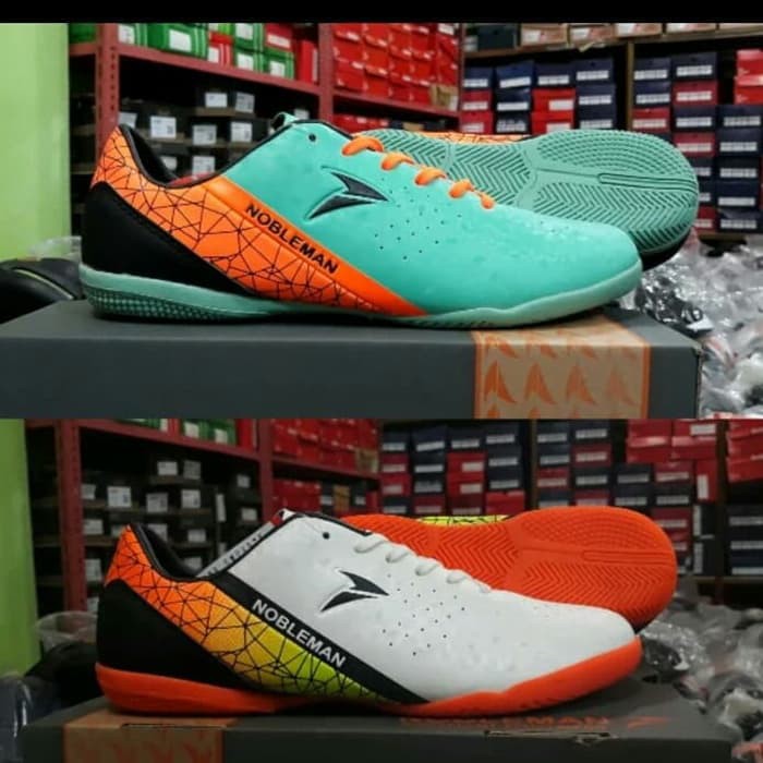 TERLARIS Sepatu Futsal Original Merek Nobleman