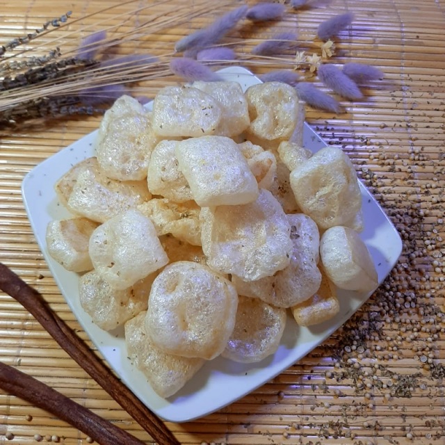 

Kerupuk kulit kangens