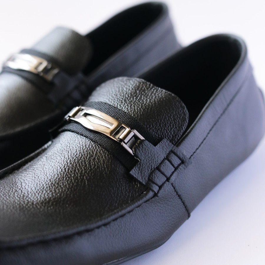 NEW !! Sepatu Pria Keren Terlaris Kulit Untuk Kerja Kantor Formal Slop Slip On dan Casual Santai