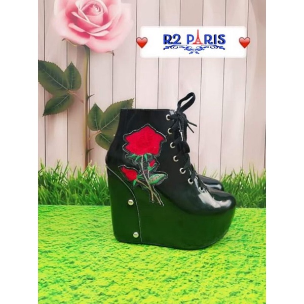 sepatu weadges bunga mawar putih hitam fashion wanita