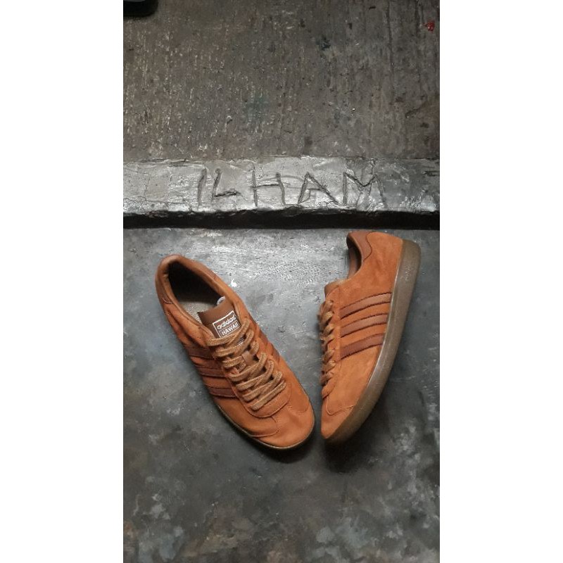 Adidas hawaii