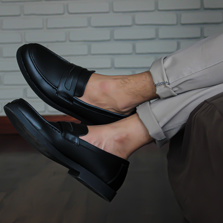 Vinoka Black | Sepatu Loafers Penny Klasik Vintage Klasik Loafer Tali Footwear | FORIND x Lvnatica